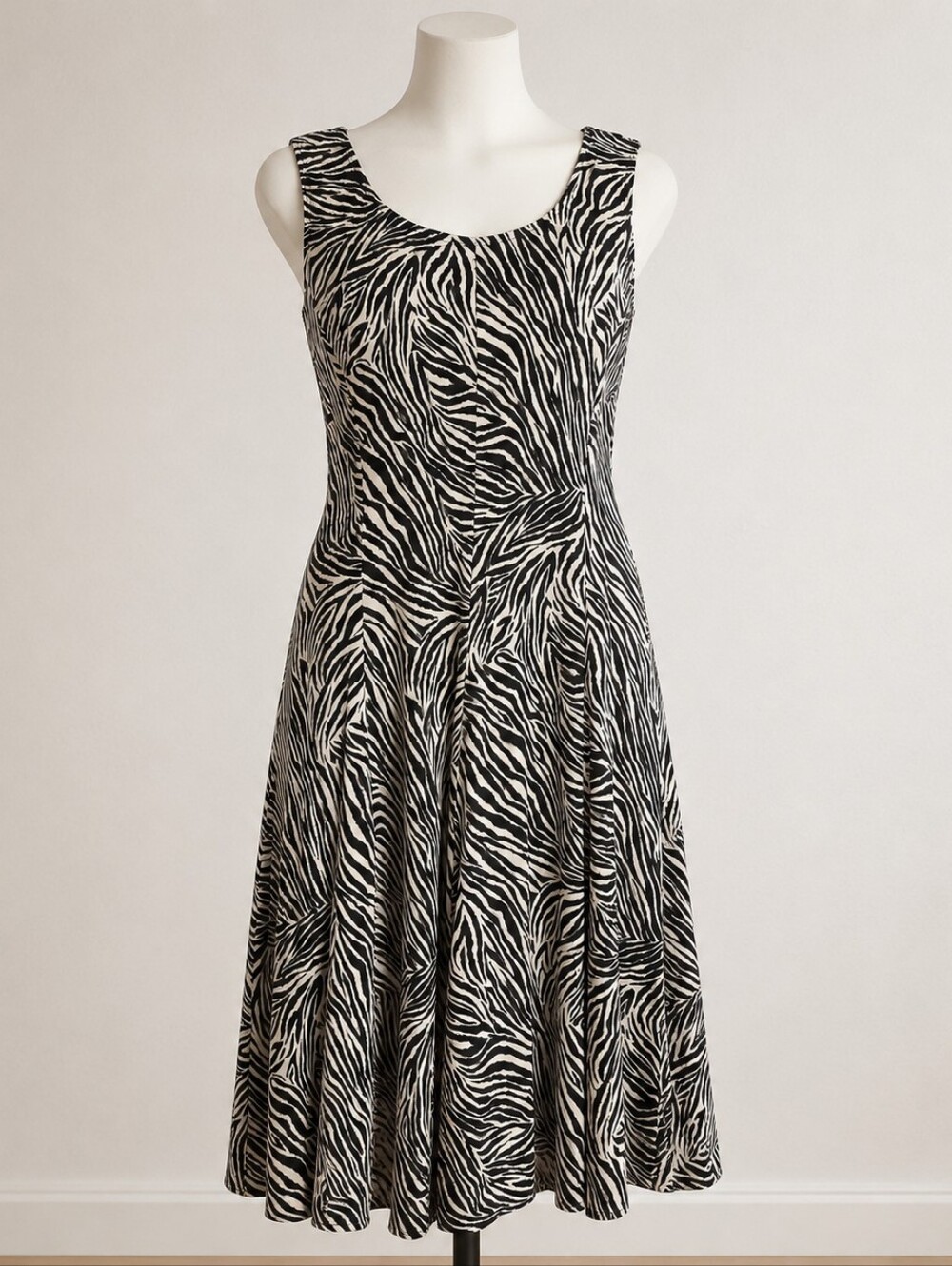 Chicos 1 Small Zebra Dress Non Wrinkle